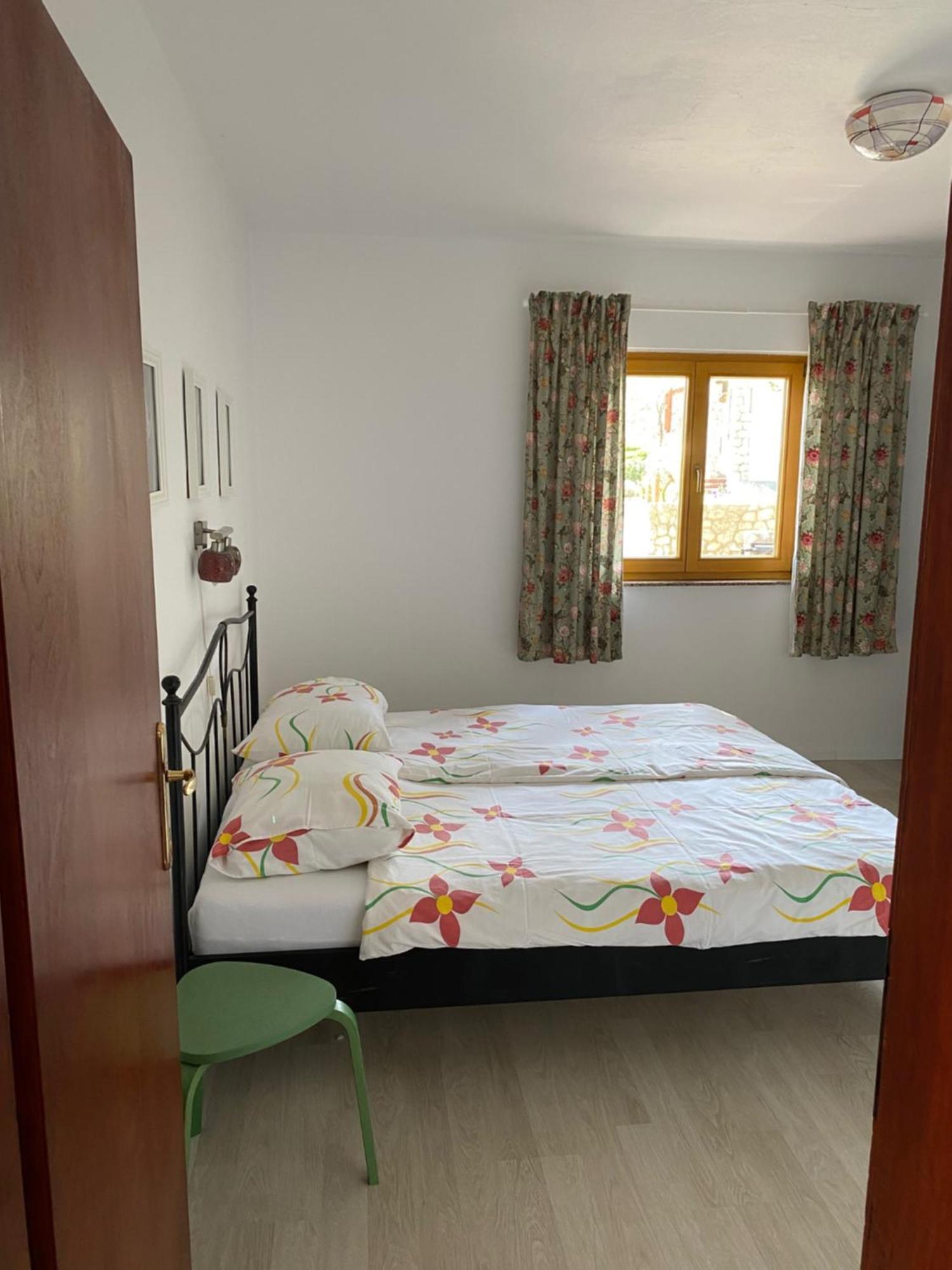 Apartments Lili I Baška Extérieur photo